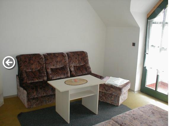 Restaurace A Pension Prvni Mlyn Хомутов Екстериор снимка